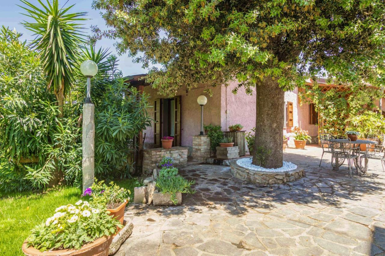 Hostly - Country House Donoratico - Only For Families Kültér fotó