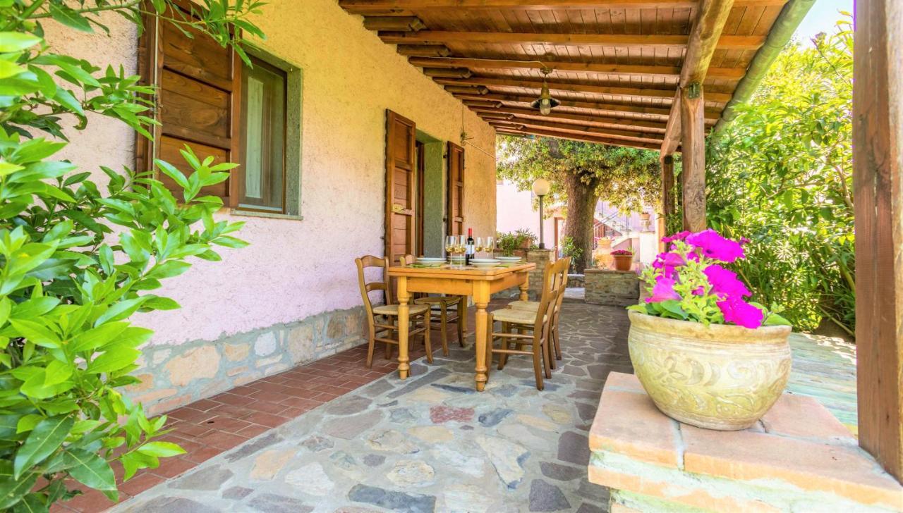 Hostly - Country House Donoratico - Only For Families Kültér fotó