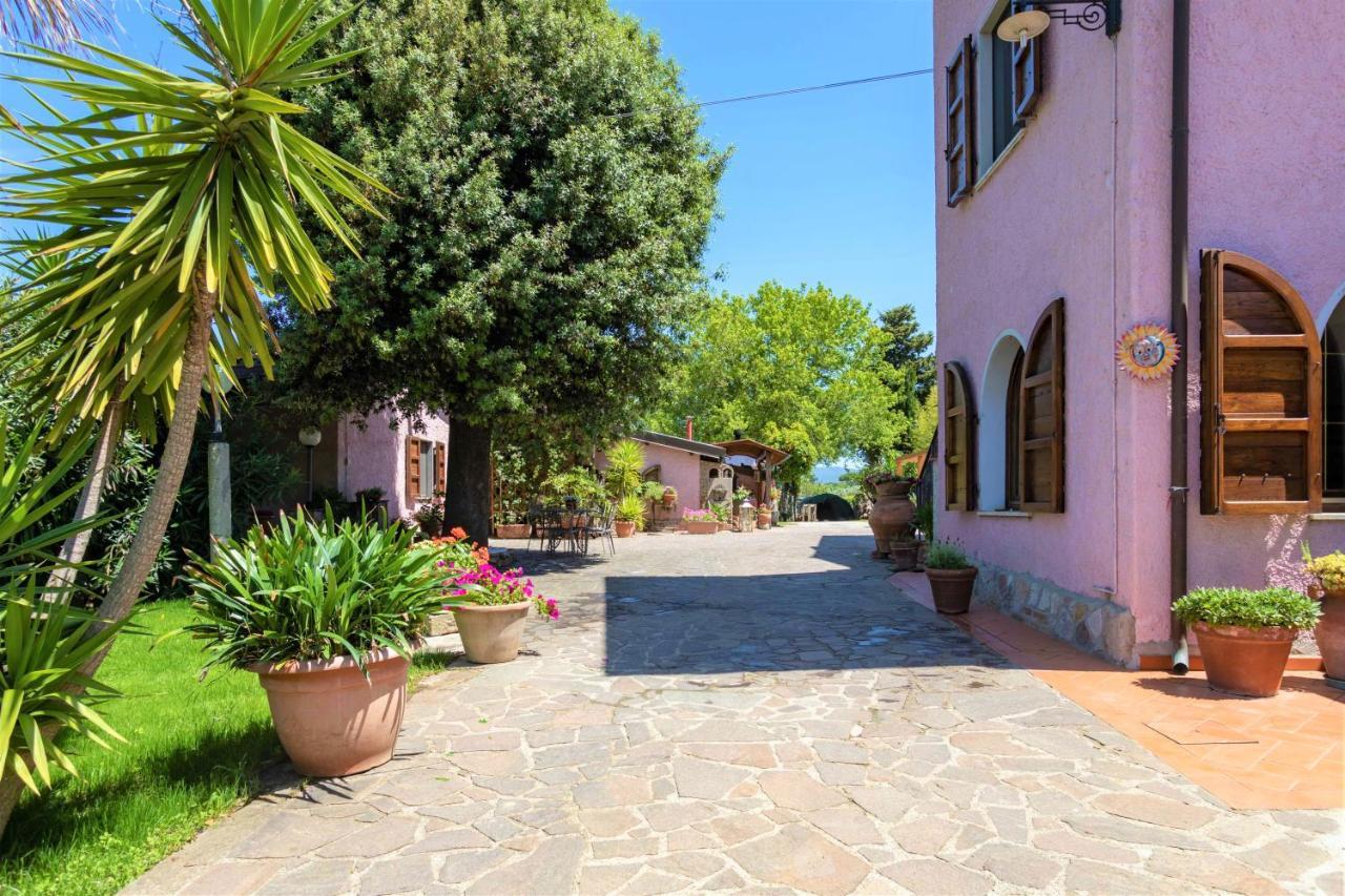 Hostly - Country House Donoratico - Only For Families Kültér fotó